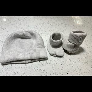 Hugo Boss beanie and bootie set